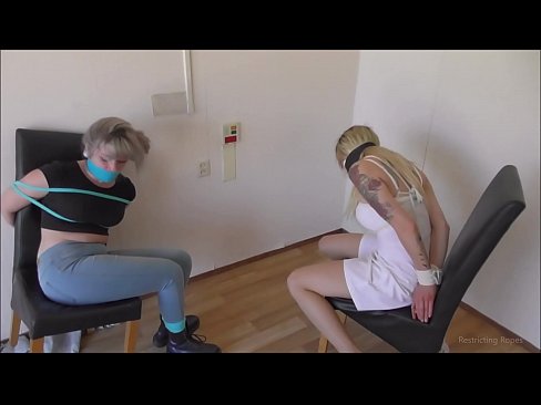❤️ Süchtig / gefesselt und geknebelt / Jungfrau in Nöten ❌ Porno fb bei de.pornovore.ru ☑